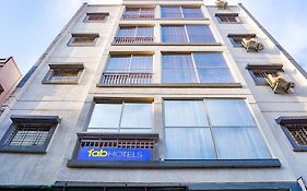 Fabhotel The White House Inn - Eon It Park